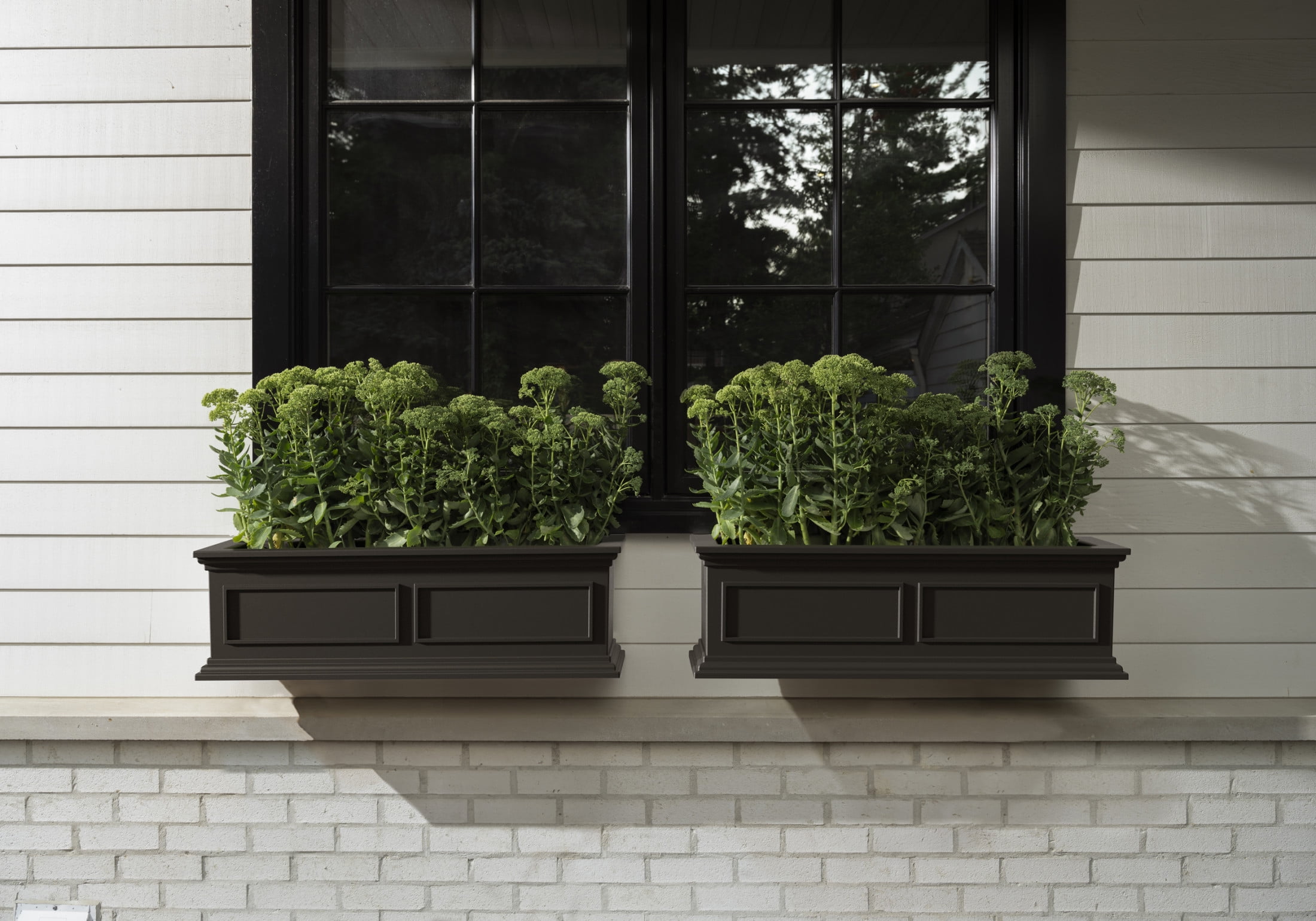Veradek Brixton Railing Window Box 36" Plastic Planter - Black