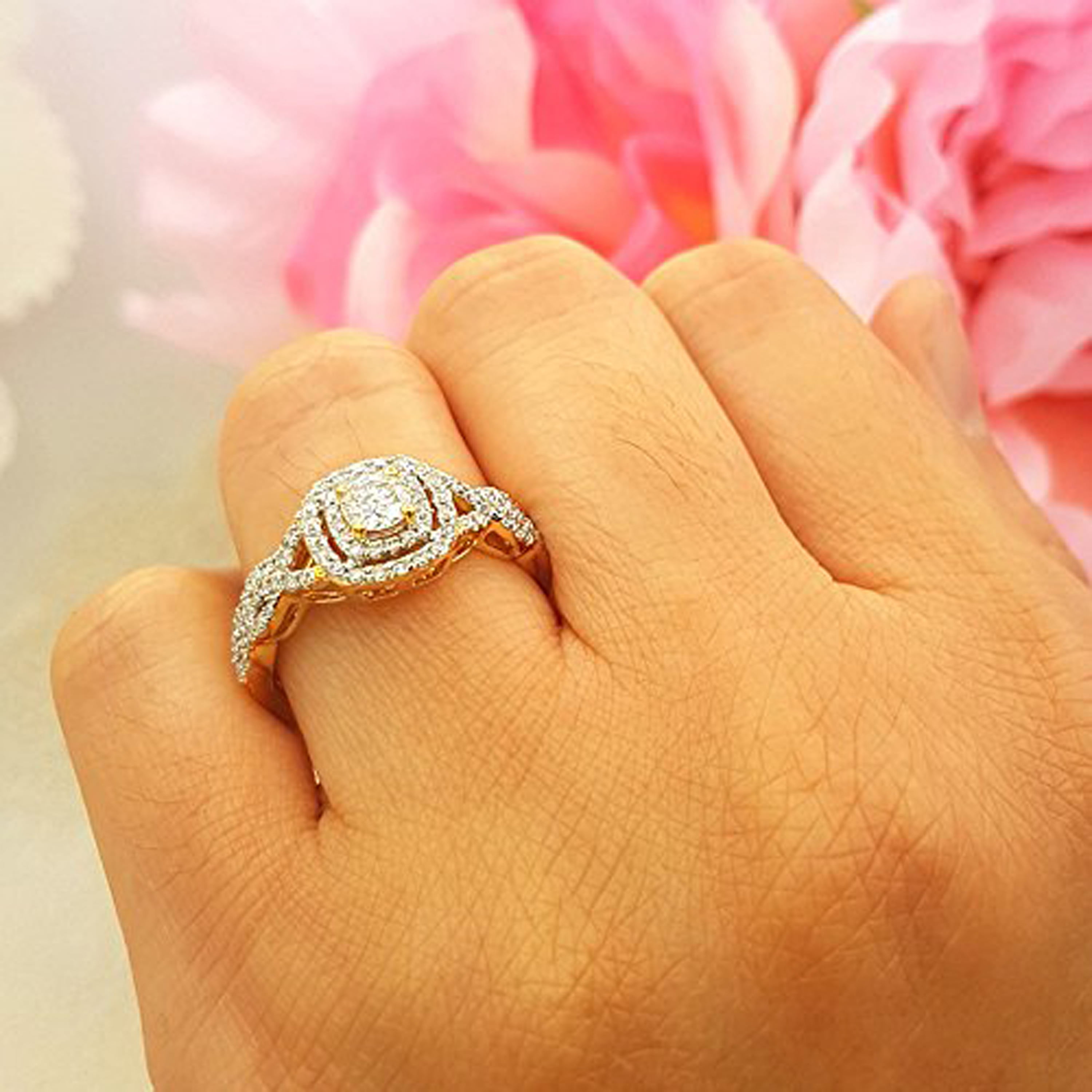 14K Gold Round White Diamond Ladies Letter 'D' Initial Ring 1/10 CT ctw Dazzlingrock Collection 0.10 Carat