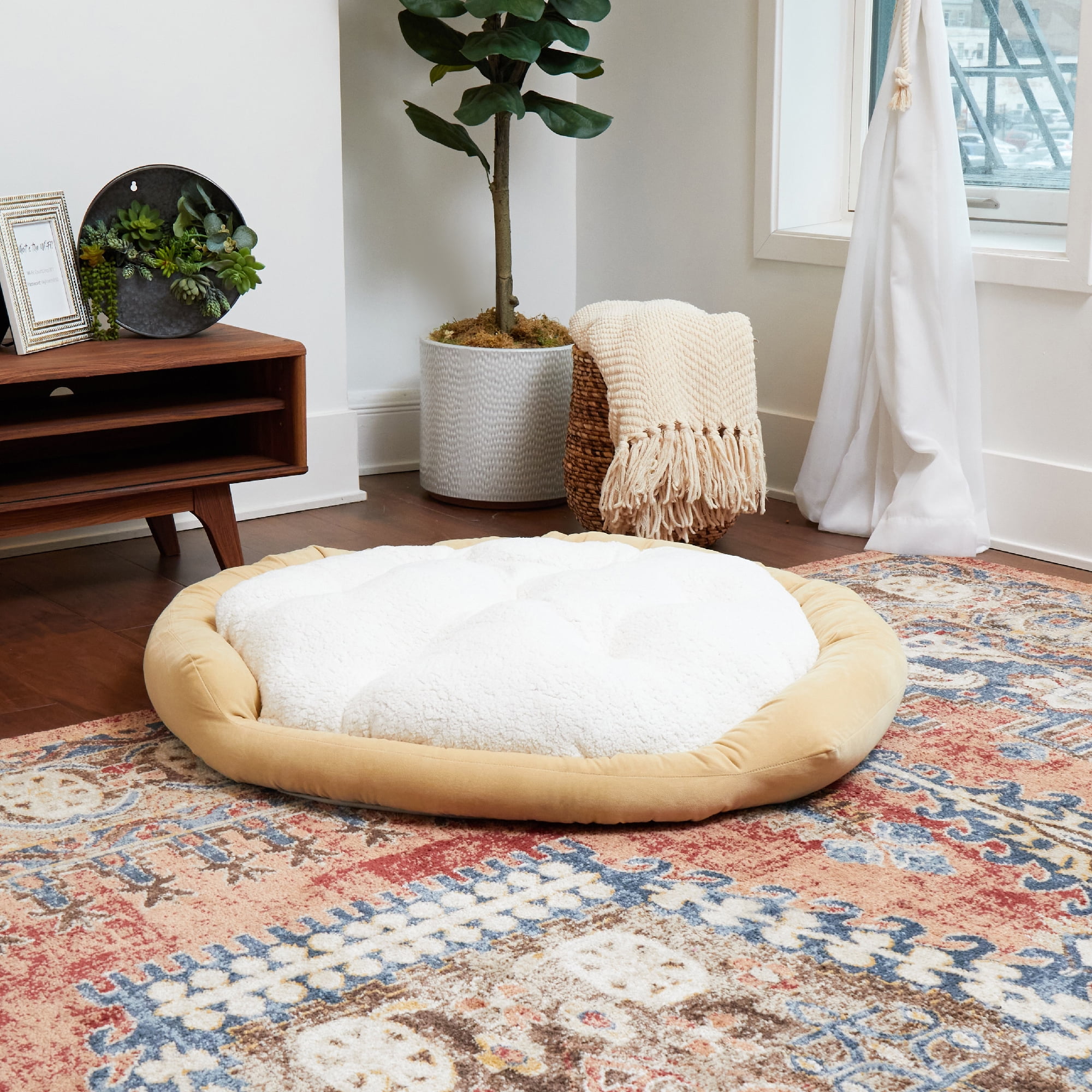 Happy Hounds Murphy Deluxe Donut Dog Bed, Buttercream, Large (42 x 42 in.)