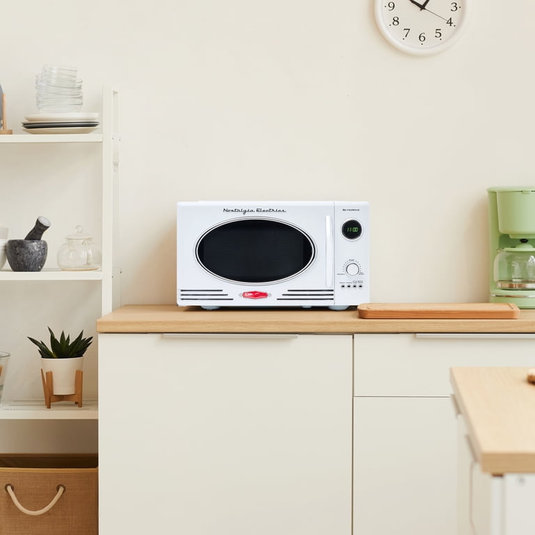 キッチン家電 NUC electronics NS-998PSS(W) WHITE Nostalgia, Retro Microwave Oven, 0.9 cu ft, 800W, Digital Clock