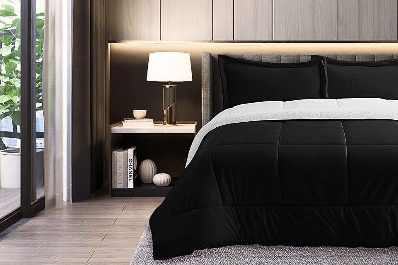 Elegant Comfort Ultra Plush 3-Piece Sherpa Comforter Set, Solid-Color and a Fluffy Sherpa Reverse, All Season Suitable, Heavy Weight, Micro-Suede, Sherpa Comforter, Full, Black