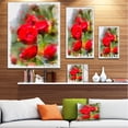thumbnail image 3 of Roses Rouges sur Aquarelle Verte - Uvre d'Art Florale sur Toile, 3 of 4