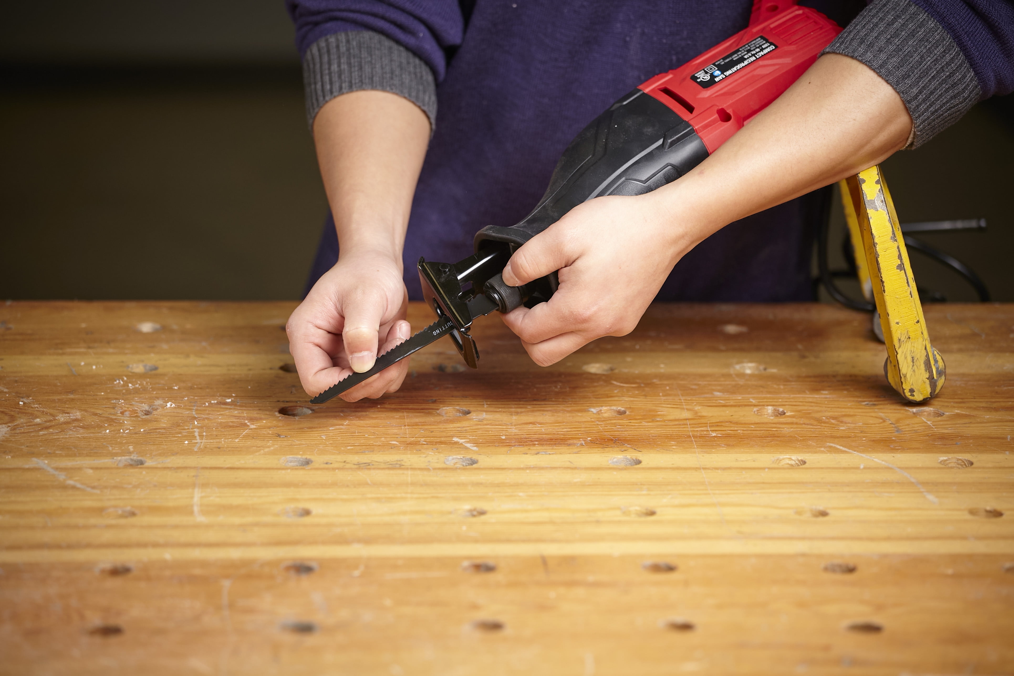 Hyper Tough 3328 6.5Amp Corded Reciprocating Saw, Variable Speed