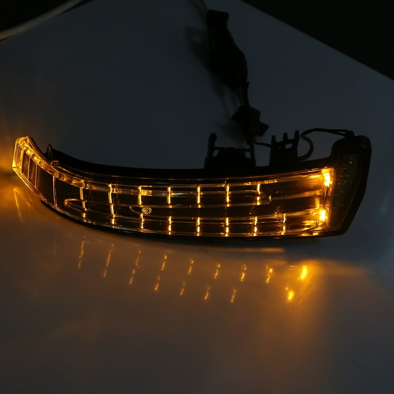 Right Side Door Mirror Turn Signal Indicator Light for Mercedes  