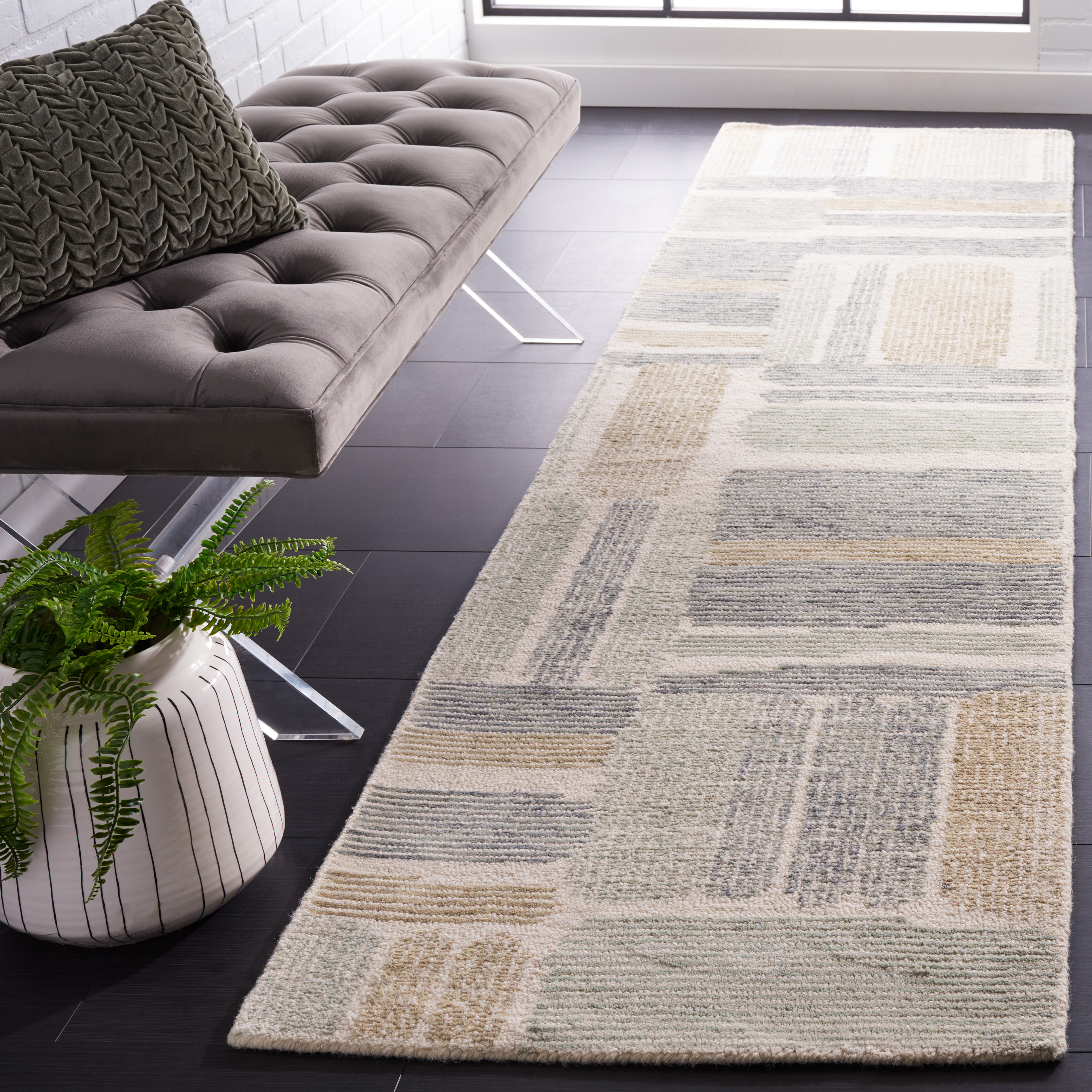SAFAVIEH Micro-Loop Bedelia Geometric Striped Runner Rug, Ivory/Grey, 2'3" x 9'