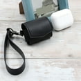 thumbnail image 2 of Étui pour Écouteurs Airpods Étui de Protection en Cuir Synthétique avec Trous de Charge Résistant à la Saleté Poignée Durable Sac pour Écouteurs Airpods 3, 2 of 8