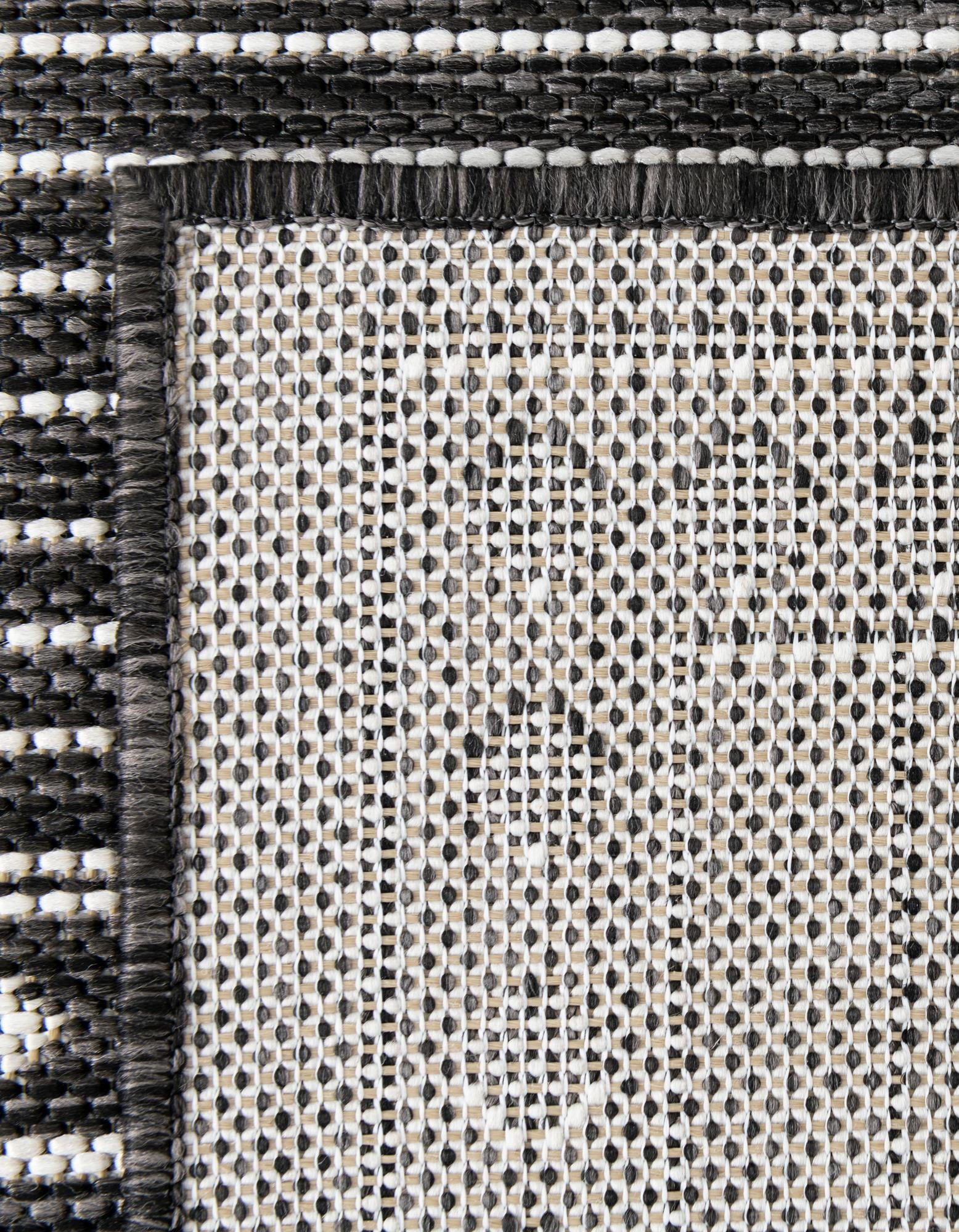 Unique Loom Outdoor Traditional Collection Area Rug - Deco (2' 7" x 12' Runner Black and White)