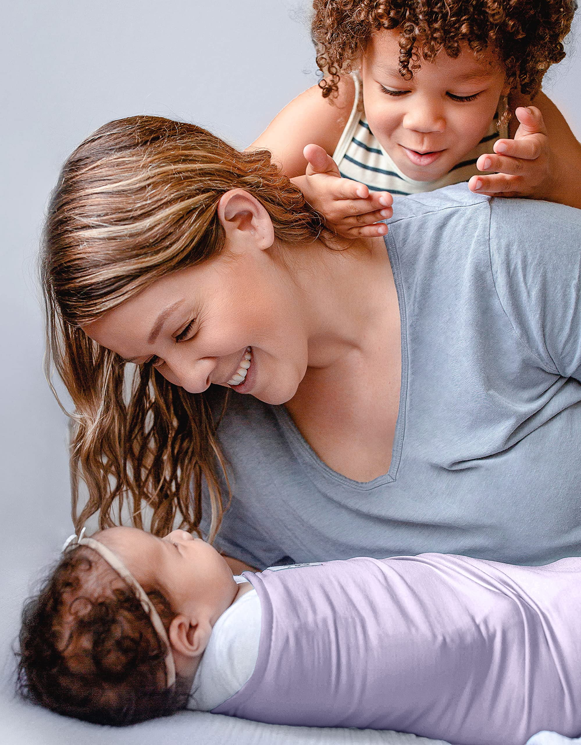 The Ollie Swaddle -- Helps to Reduce The Moro (Startle) Reflex -- Made from a Custom Designed Moisture-Wicking Material (Lavender)