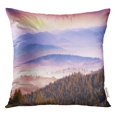 thumbnail image 1 of RYLABLUE Maison Solitaire dans les Carpates Ukraine contre les Vagues Housse de Coussin, 1 of 1