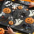 thumbnail image 3 of Juego de cortadores de galletas de Halloween: juego de cortadores de galletas de acero inoxidable con forma de calabaza, fantasma, murciélago y gato para decoraciones de fiesta de comida de Halloween, 3 of 5