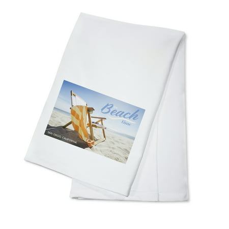 San Diego, California - On Beach Time - Folding Chair - Lantern Press Photography (100% Cotton Kitchen