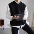 thumbnail image 3 of Ropa de hombre Chaleco de cuello en V Suéter de punto Sin mangas Marrón Ropa de otoño coreana Holgada Overfit Talla grande A, 3 of 5