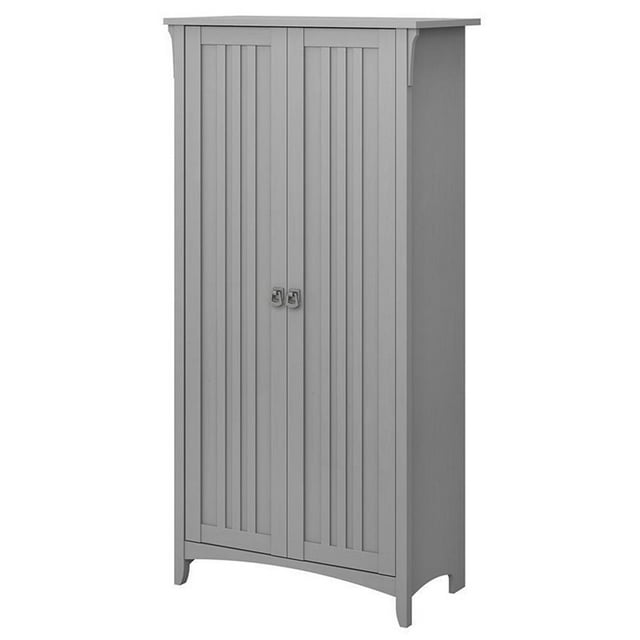 Pemberly Row Armoire de Garde-Manger de Cuisine avec Portes en Gris Cape Cod
