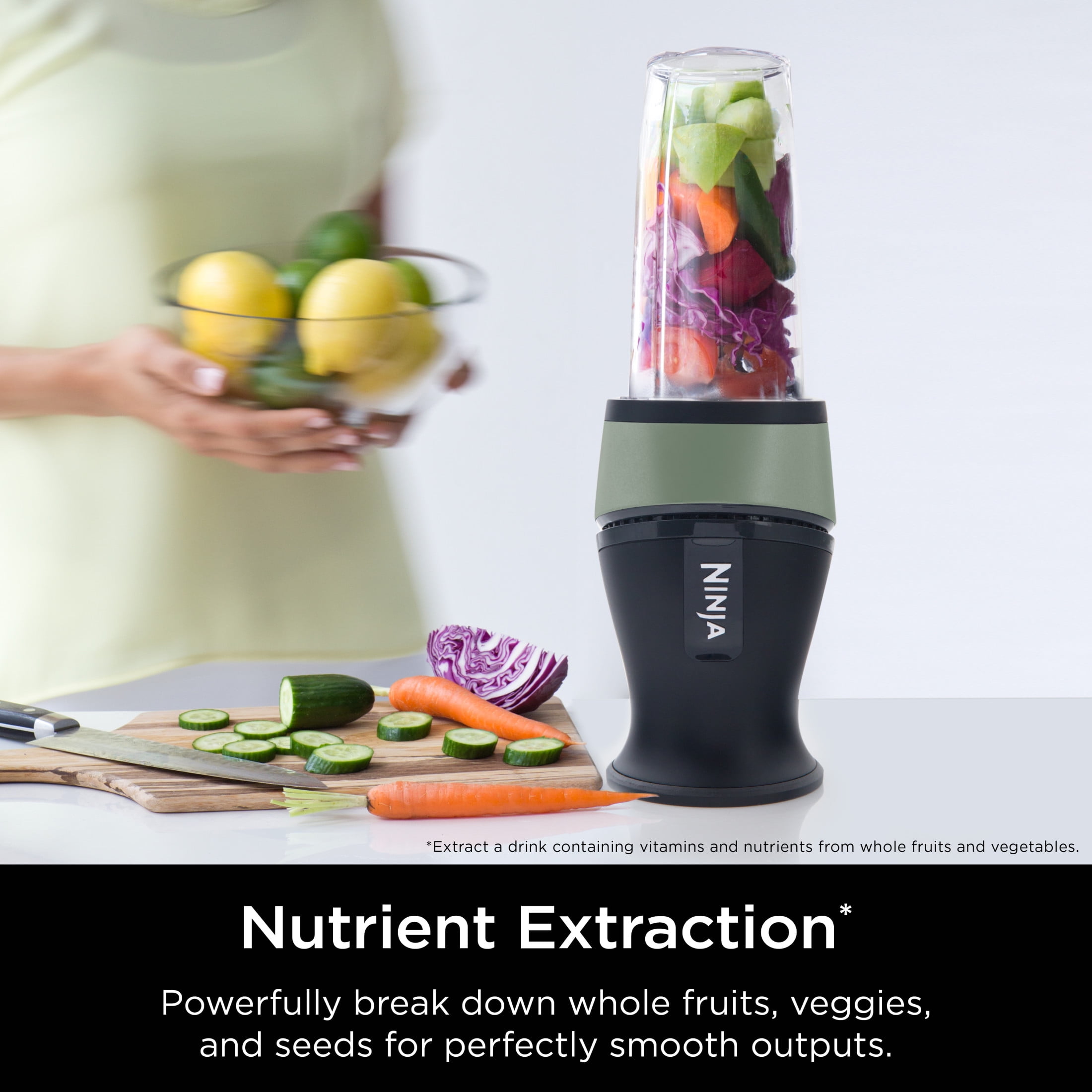 Ninja Fit Personal 16 oz Blender, 700 Watts, Single-Serve, Spout Lid, QB2900SSBFGN Forest Green