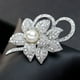 thumbnail image 5 of 2X Pin de Broche de Flores con Clase con Cristal Creado Brillante Y Perla Creada para la Boda de Navidad O Fiesta de Graduacion, 5 of 5