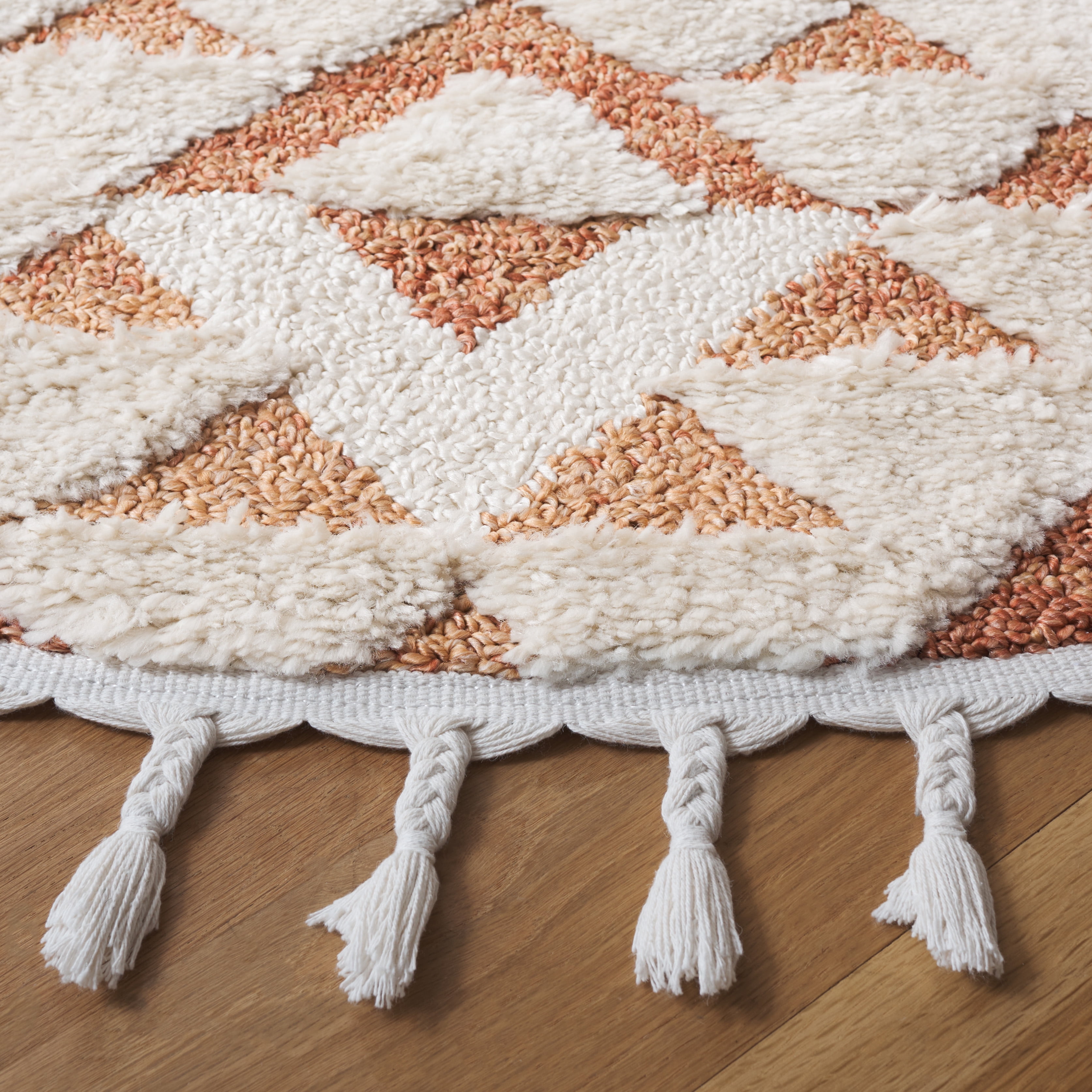 Safavieh Moroccan Tassel Larry Geometric Shag Area Rug, Ivory/Brick Rust, 8' x 8' Round