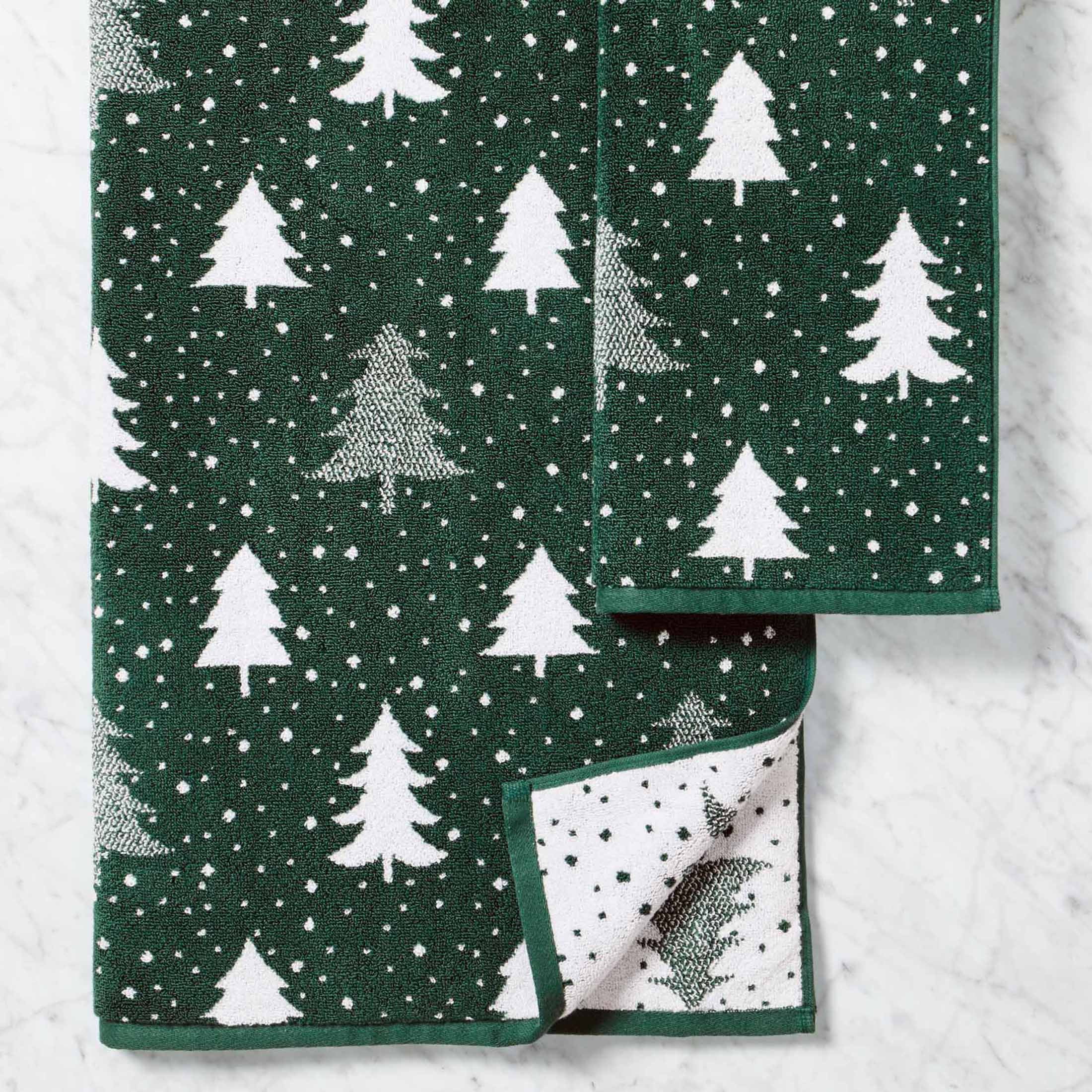Green christmas towels hotsell