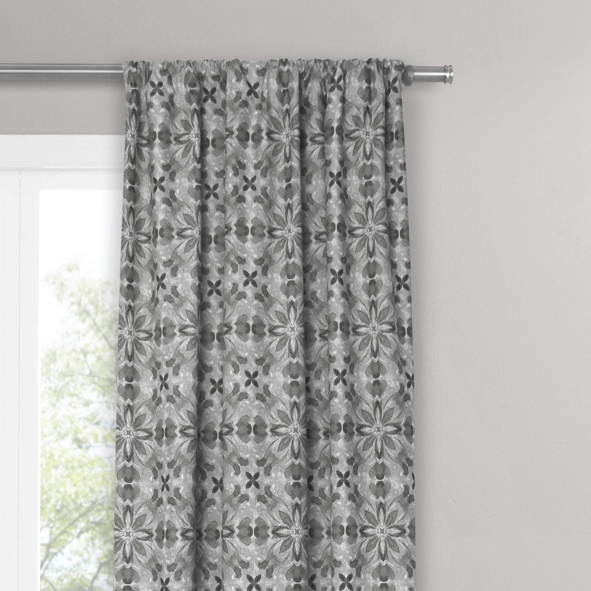 Mainstays Geo Floral Single Blackout Curtain Panel