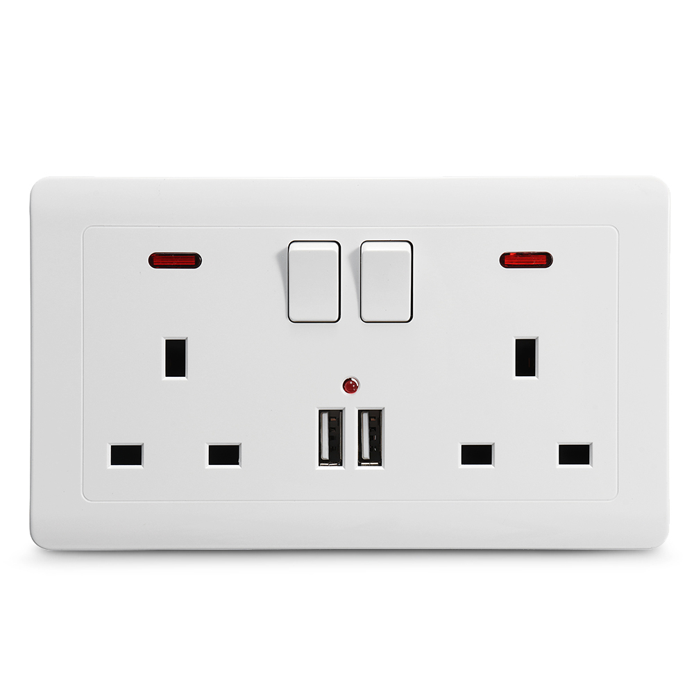 3 USB Charger Port Outlets Plate White Double Wall UK Plug Socket 2 Gang 13A