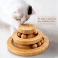 thumbnail image 3 of Ejercitador de rodillos interactivo para mascotas, juguete de pelota de juguete para gatos con torre de 2 niveles (bambú), 3 of 5