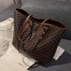 thumbnail image 5 of Bolso de gran capacidad de alta gama Bolso general que combina con todo Bolso de mano portátil con textura de moda para mujer Bolso grande, 5 of 6