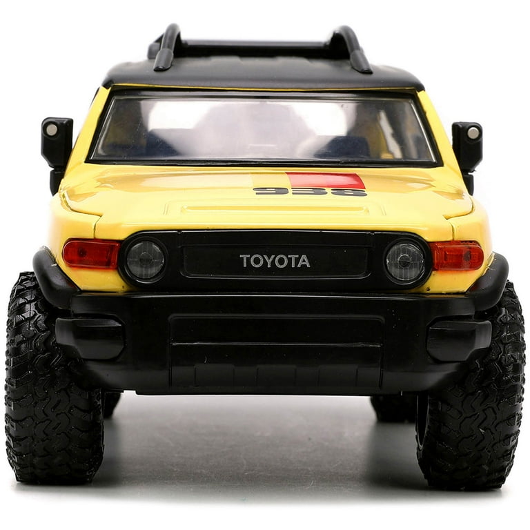 1:24 JUST TRUCK Toyota FJ Cruiser ミニカー Amazon.com: Just Trucks 1:24 Toyota FJ Cruiser with Rack Die