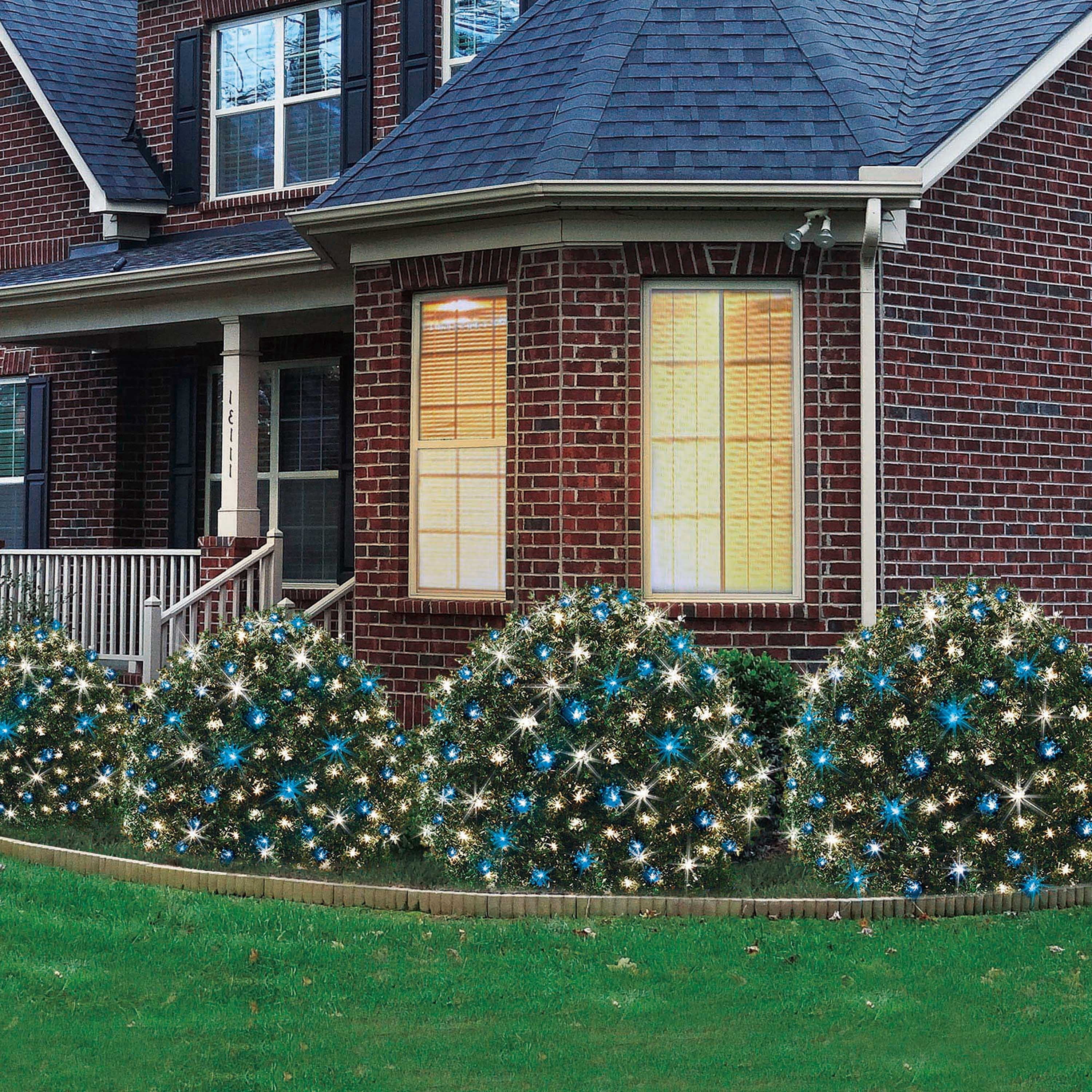 Indoor/Outdoor 150-Count LED Random Twinkle Christmas Net Lights, Blue and Cool White, Green Wire, 6' x 4', by Holiday Time