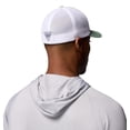 thumbnail image 2 of Bola de malla con el logotipo PFG de Cap Columbia, unisex, color blanco brumoso, 2 of 6