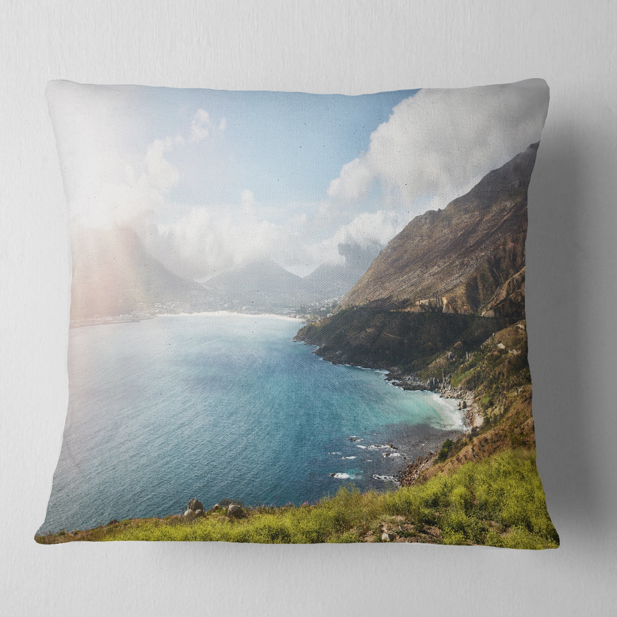 Designart Hout Bay View from Chapman s Peak - Abstract Throw Pillow - 16x16