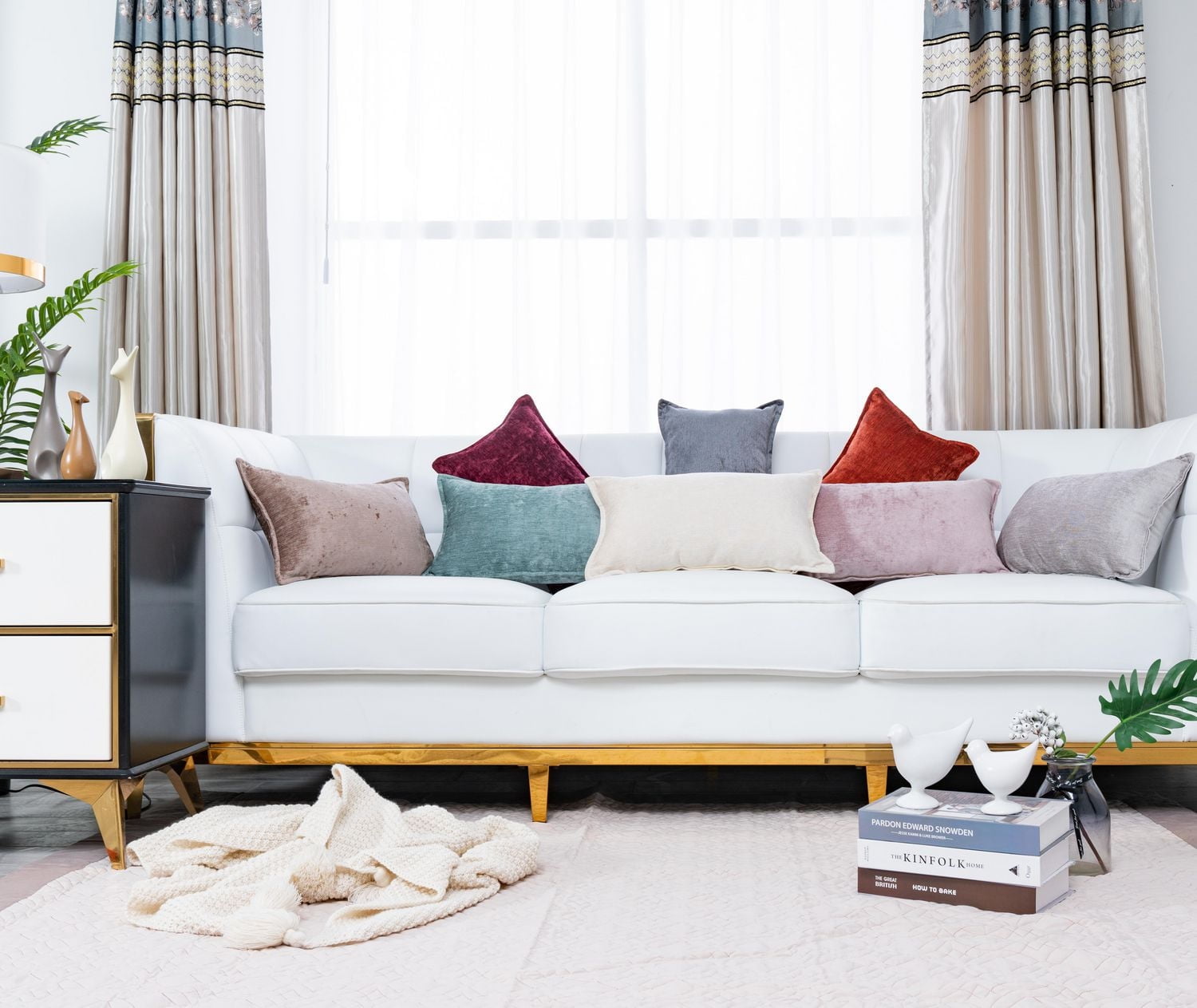 Gouchee Home Nicole Cushion