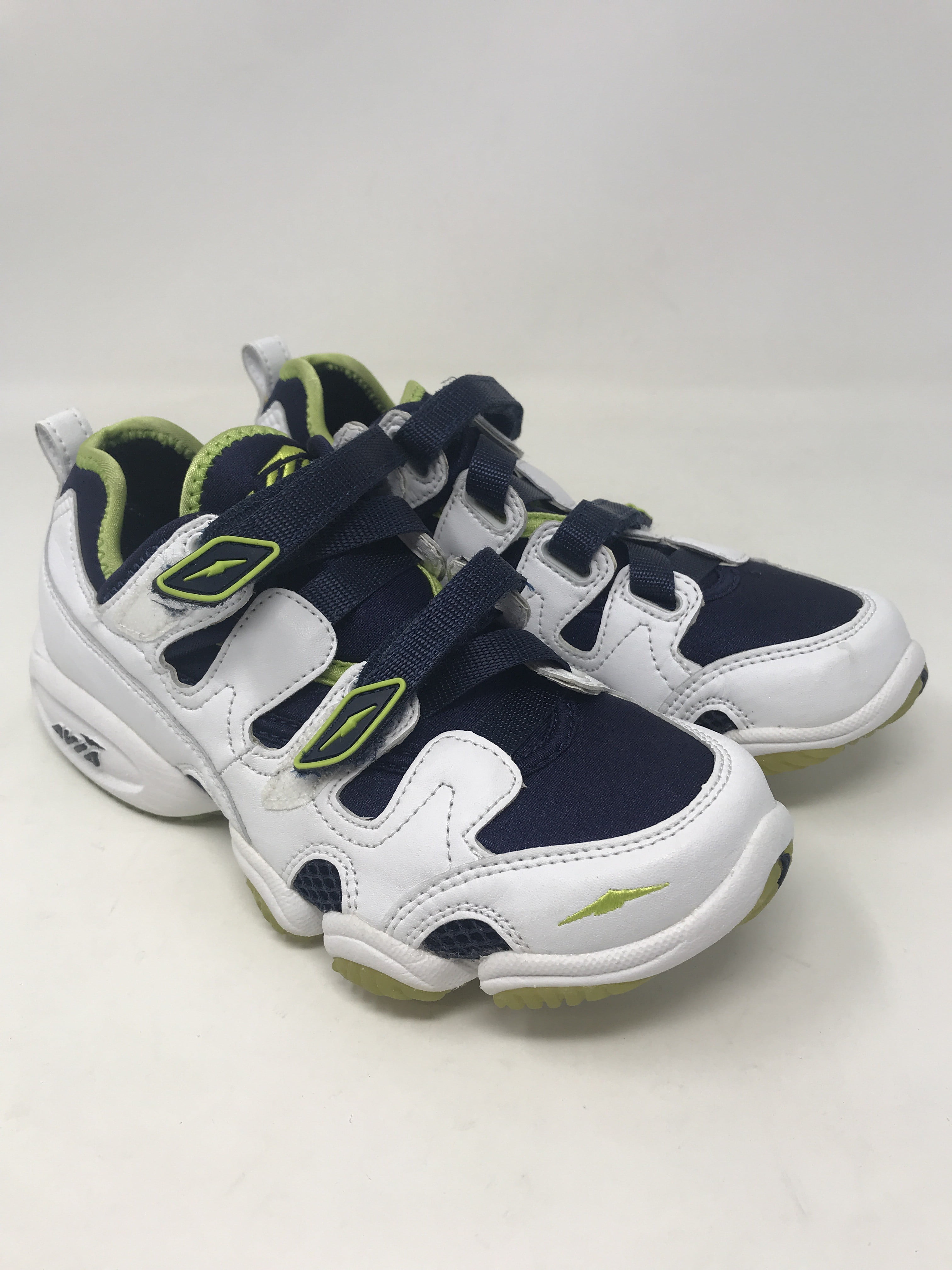 avia water shoes