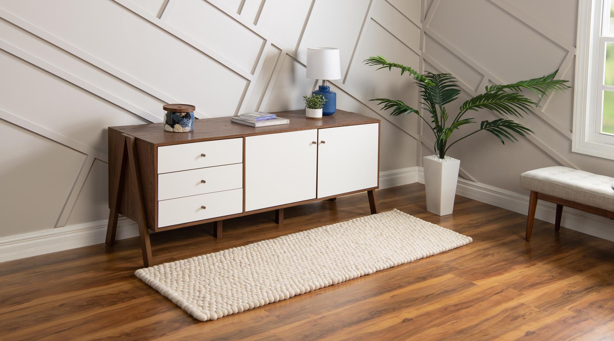 Unique Loom Felt Ball Collection Area Rug - Cloud (2' 2" x 6' 1" Runner Ivory)