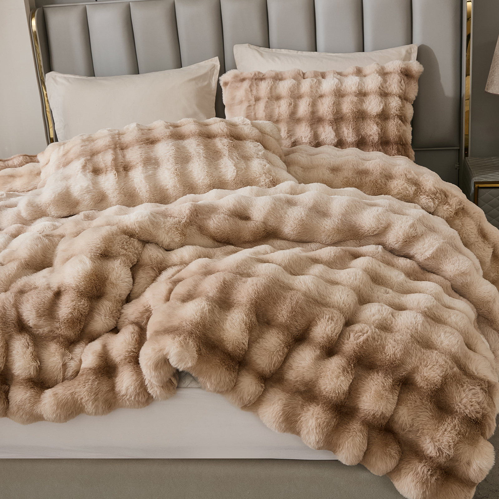 Plush Rabbit Faux Fur Comforter Set Queen/King Size Tie Dyed Fluffy Comforter Bed Set Luxury 3 Pieces Warm Shaggy Winter Comforter Queen Size Soft Bubble Bedding Comforter Set
