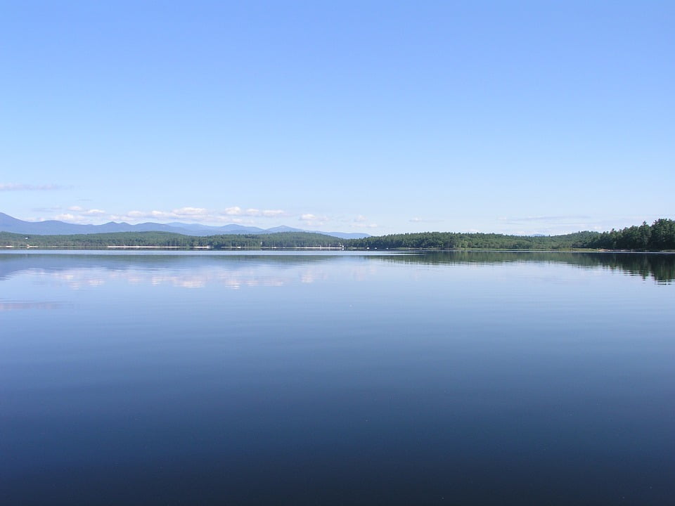 Lake me. Озеро Ловелл. Озеро Lovell.