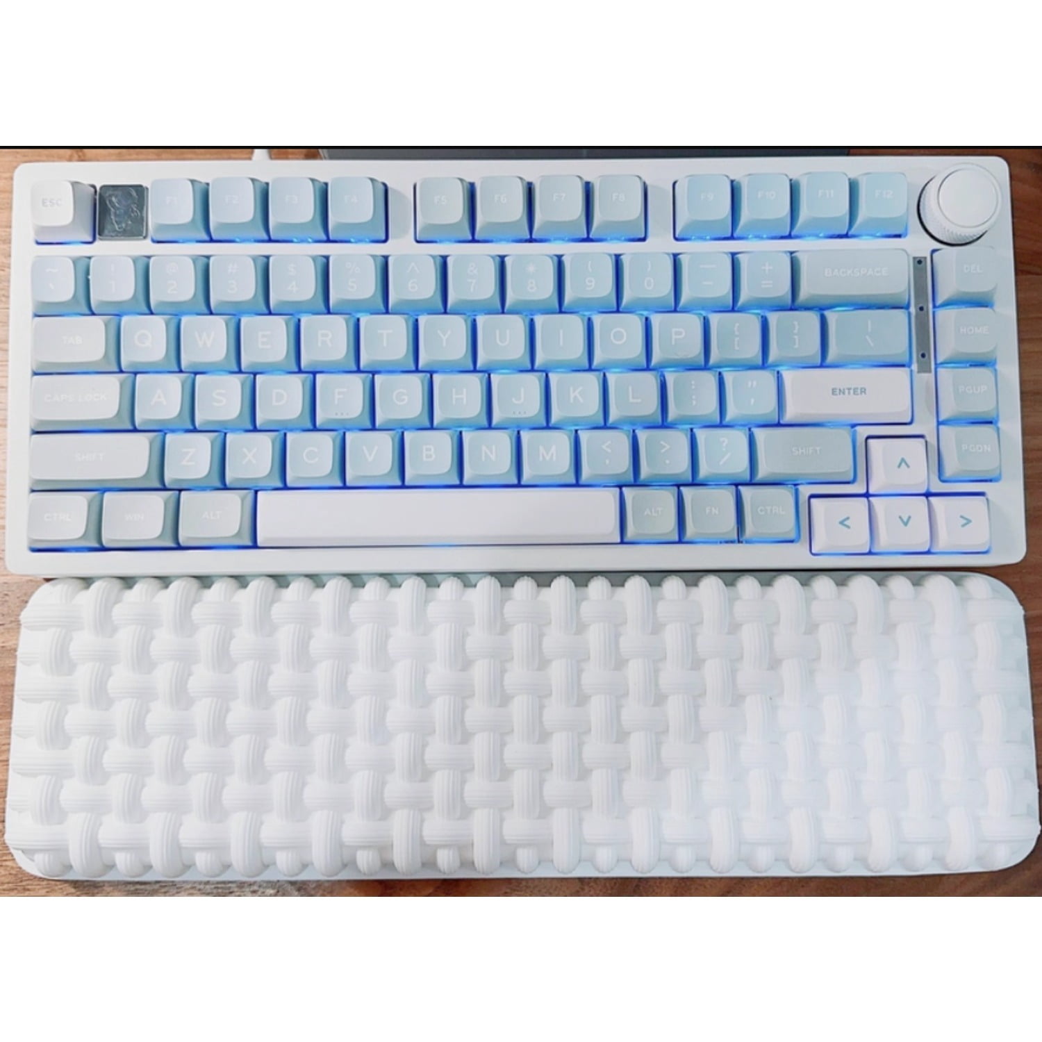 Tatami Memory Foam Keyboard Wrist Rest, Silicone Wrist Support Pad for Women with Ergonomic Design