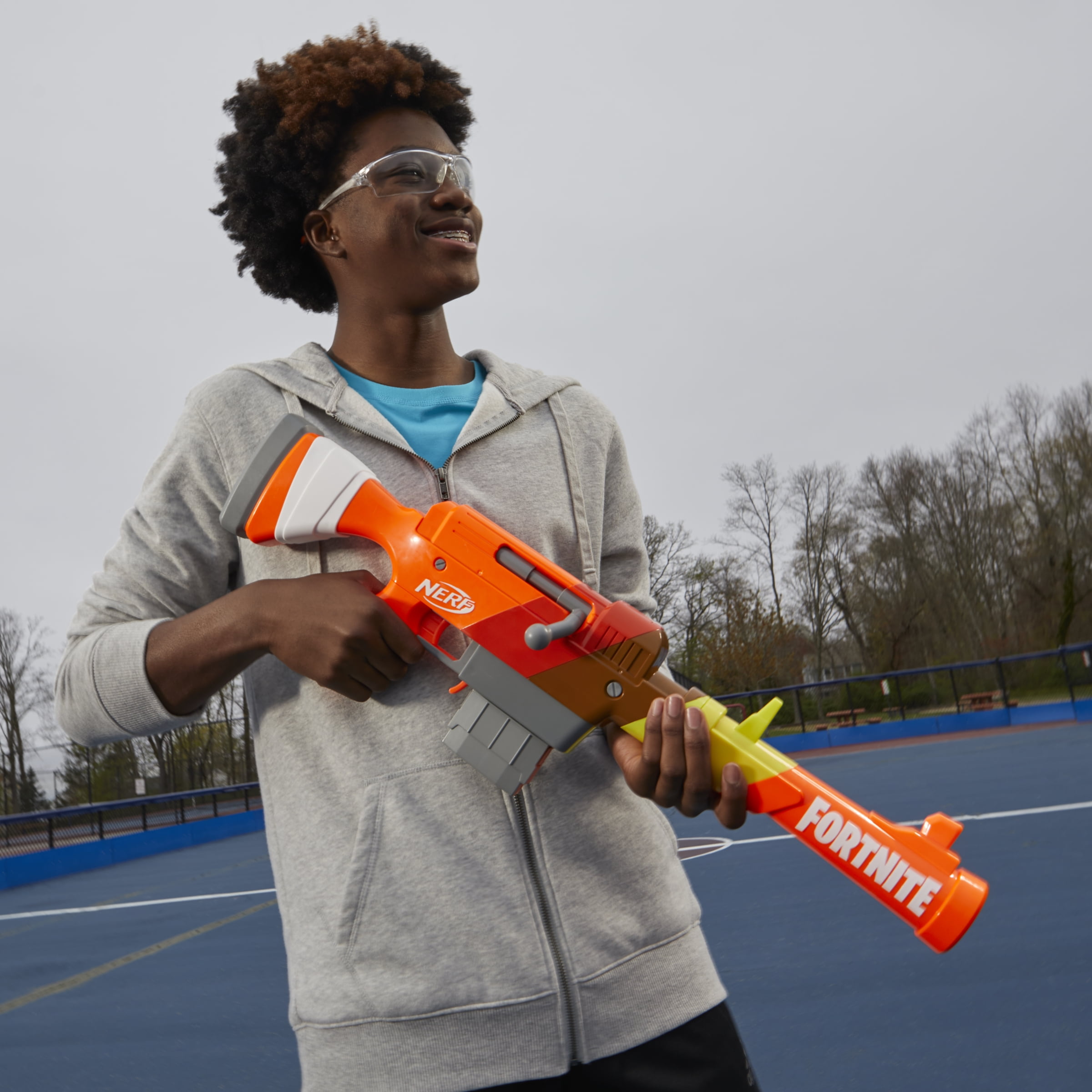 Nerf Fortnite HR Dart Blaster, Ruff Wrap Design, 6-Dart Elite Clip, 6 Nerf Elite Darts, Rotating Bolt, Detachable Barrel