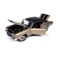 thumbnail image 3 of 1970 Chevy Chevelle SS, Tricentennial Gold - Auto World AMM1332 - 1/18 Scale Diecast Model Car, 3 of 6