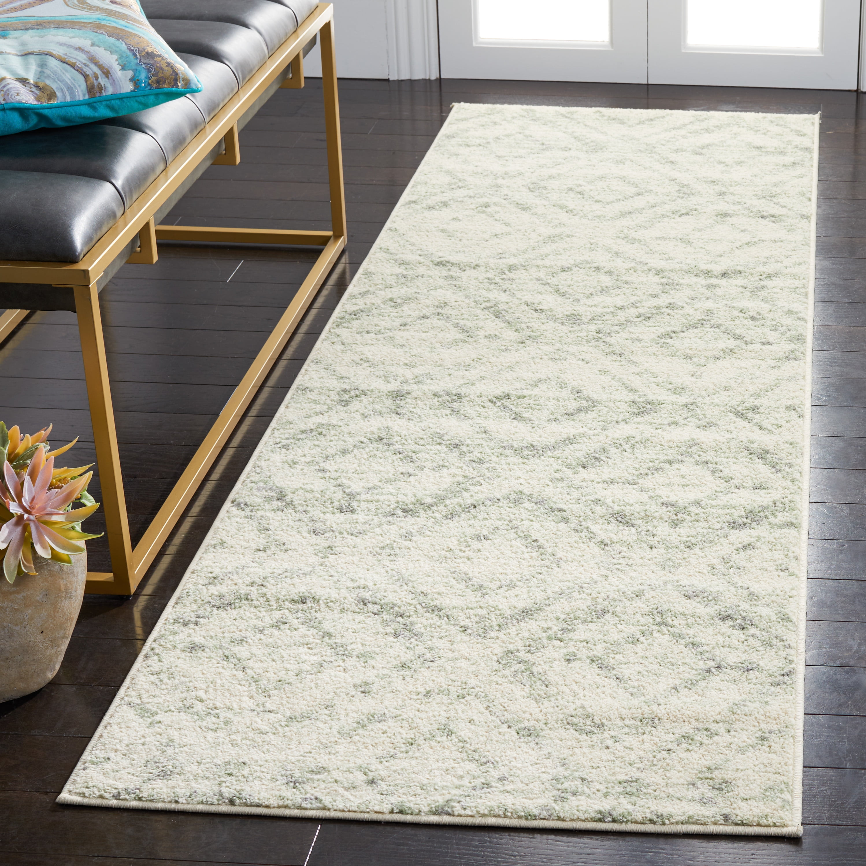 Safavieh Adirondack Lecia Geometric Runner Rug, Ivory/Green, 2'6" x 16'