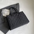 thumbnail image 2 of Bolso Compras Elegante Hombro para Mujer Hobo Acolchado Color Sólido, 2 of 9