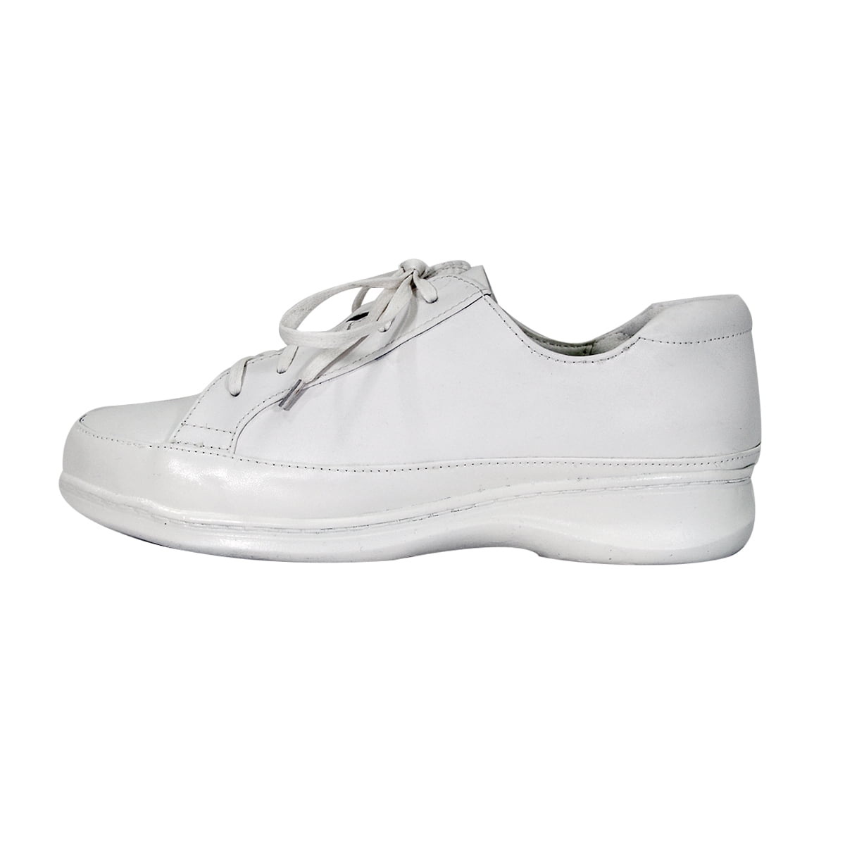24 HOUR COMFORT Sasha Wide Width Professional Sleek Shoe WHITE 10.5