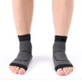 thumbnail image 5 of Calcetines de compresión para fascitis plantar para hombres y mujeres (3 pares). Las fundas ortopédicas para los pies con soporte para el arco/tobillo reducen la hinchazón y el dolor y la recuperació, 5 of 5