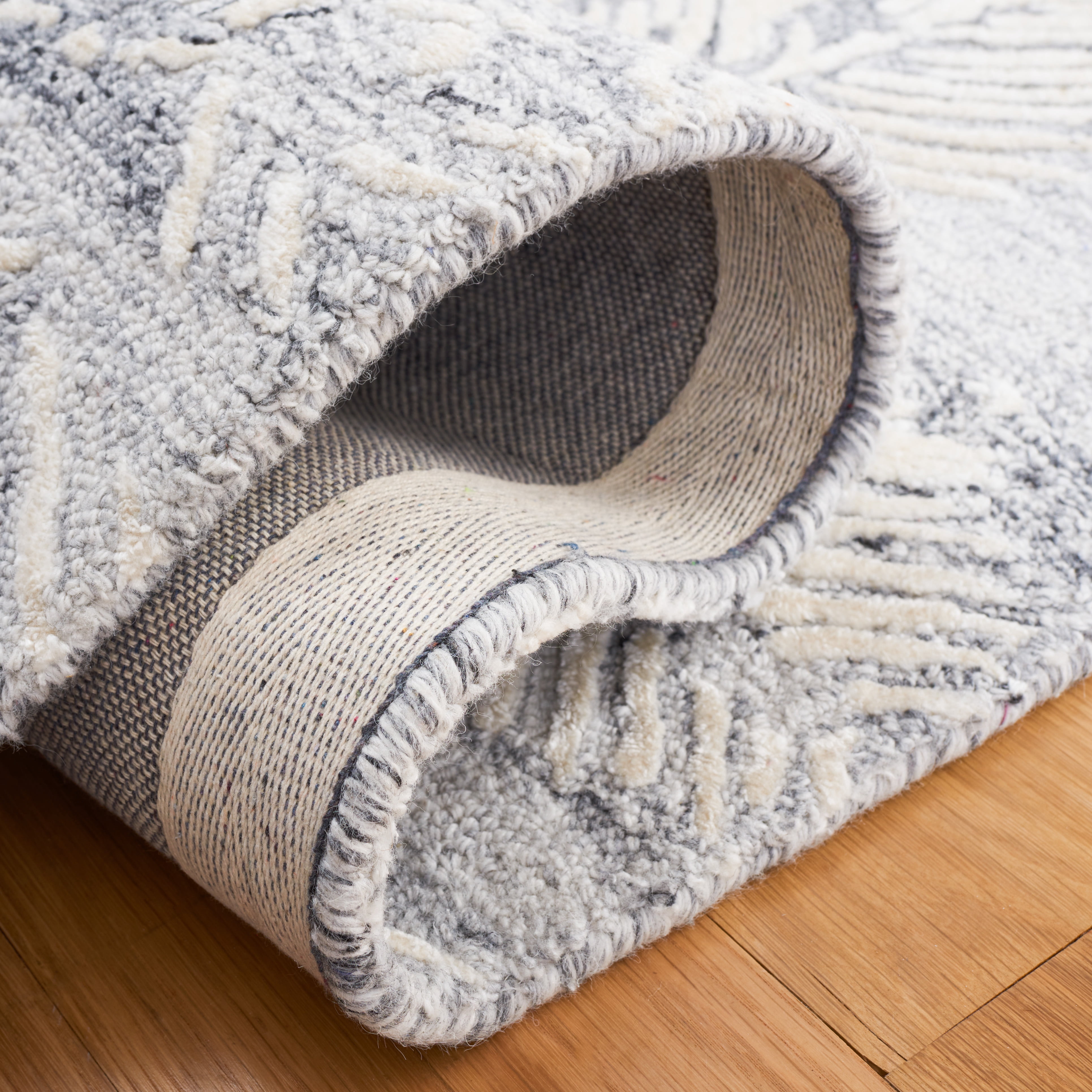 SAFAVIEH Glamour Nina Botanical Area Rug, Grey/Ivory, 4' x 6'