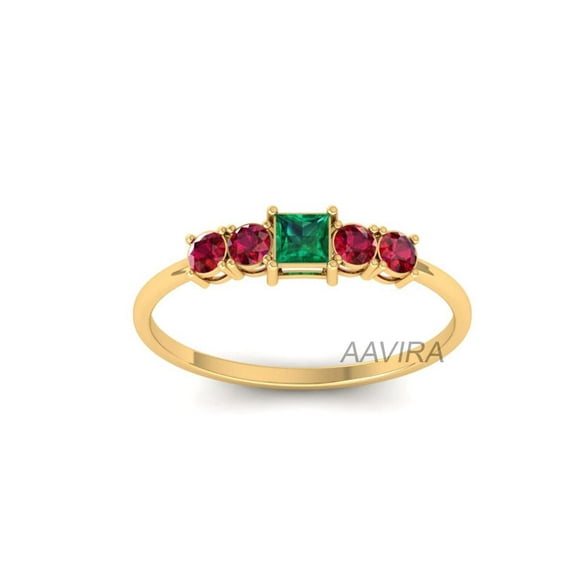 Green Emerald Princess Ring, Round Ruby Ring, Birthday Gift, Gemstone Ring, Family Birthstone Ring, Princess Ring, Gift For Mom, Gifts
