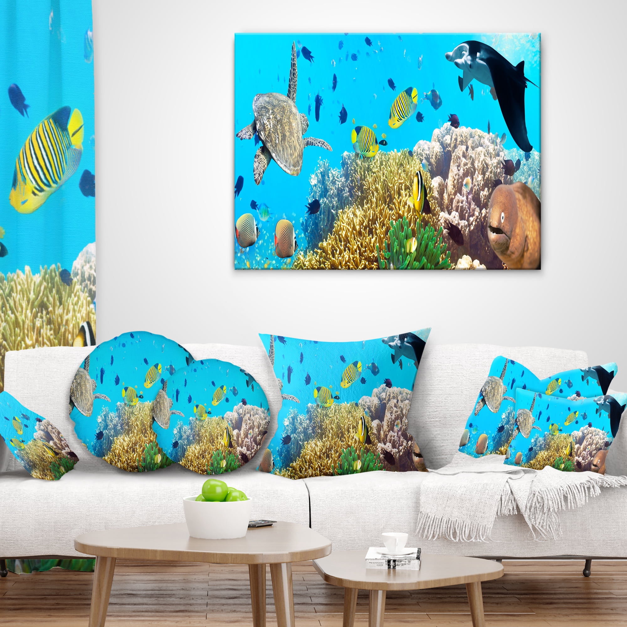 Designart Underwater Panorama with Sea Creatures - Photography Throw Pillow - 18x18