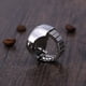 thumbnail image 4 of EeaseMX Reloj de anillo unisex, creativo, elástico, de acero inoxidable, de cuarzo, para hombre, mujer y pareja (verde)., 4 of 7