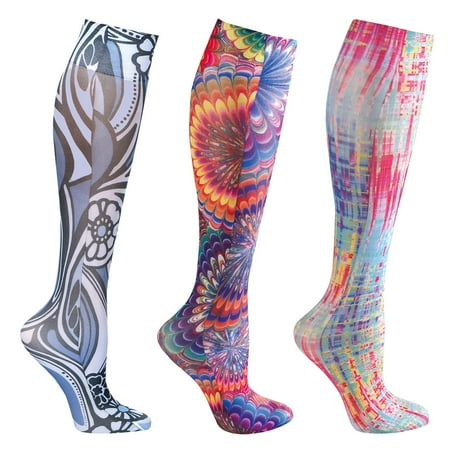 Compression socks for women with wide calves