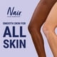 thumbnail image 4 of Crema depilatoria Nair Sensitive Formula con aceite de coco, 100 ml, 4 of 9