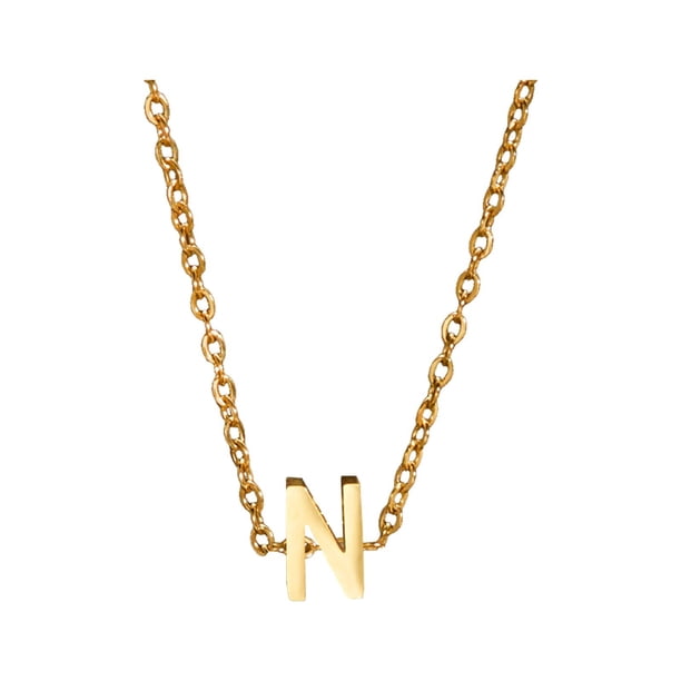 Un collar de oro con las iniciales de un nombre femenino de moda es un regalo para adolescentes femeninas