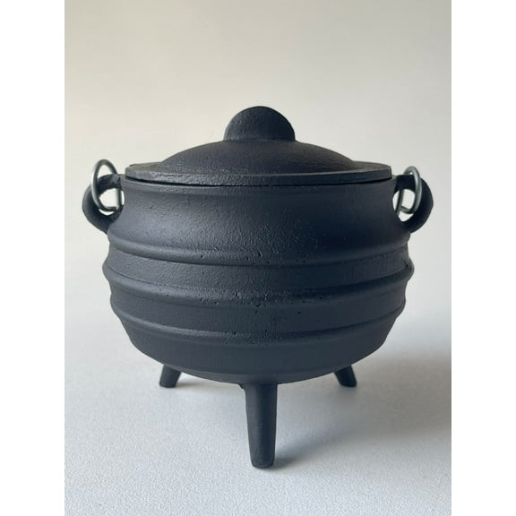 Cast Iron Ribbed Cauldron with Lid and Handle, Ribbed Style 5.25" Diameter, Perfect for Smudging, Incense Burning, Ritual, Decoration