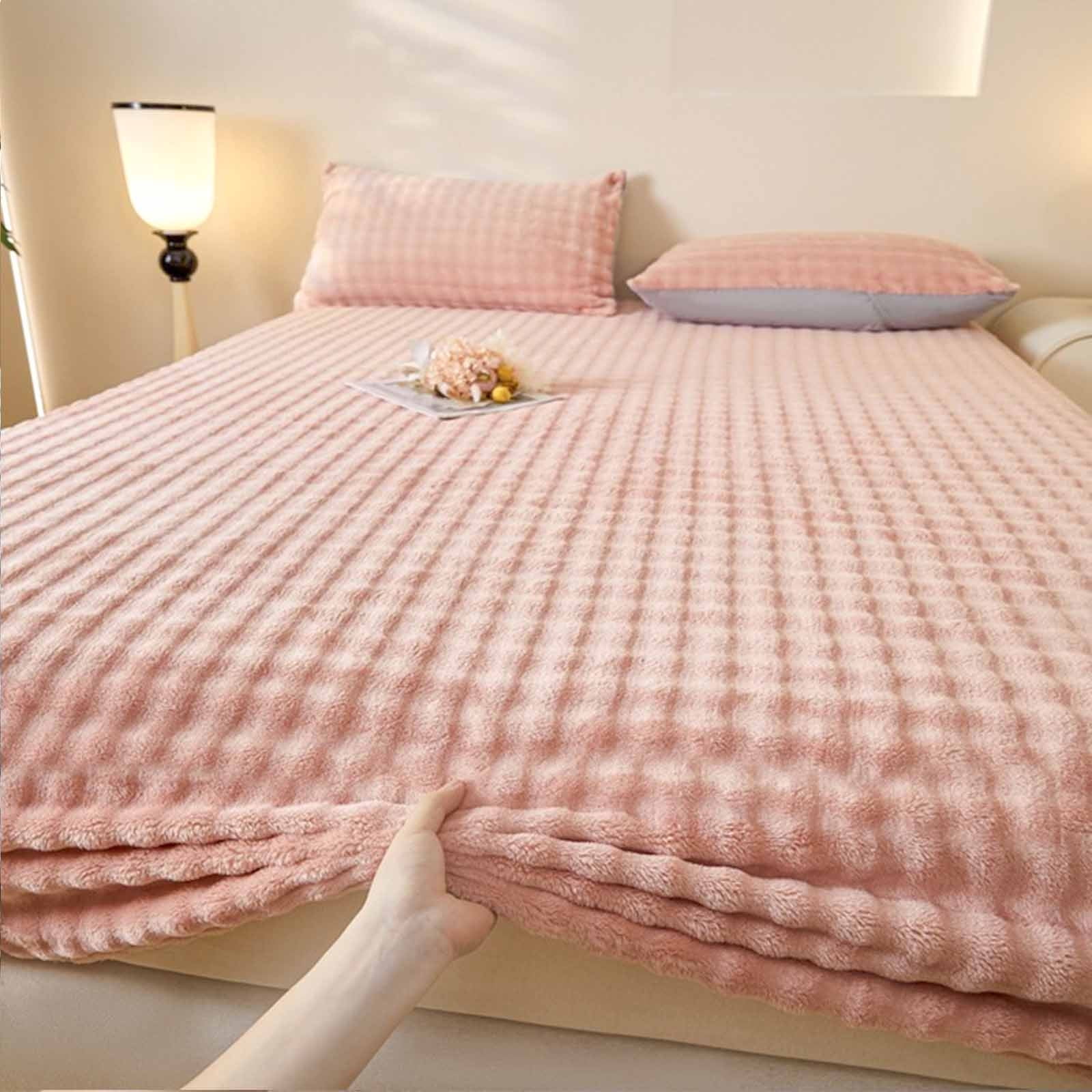 Mouliraty Bed Sheet Winter Velvet Bed Piece Padded Bed Cover Mattress Protector Thickened Velvet Bed Cover Velvet Bedspread